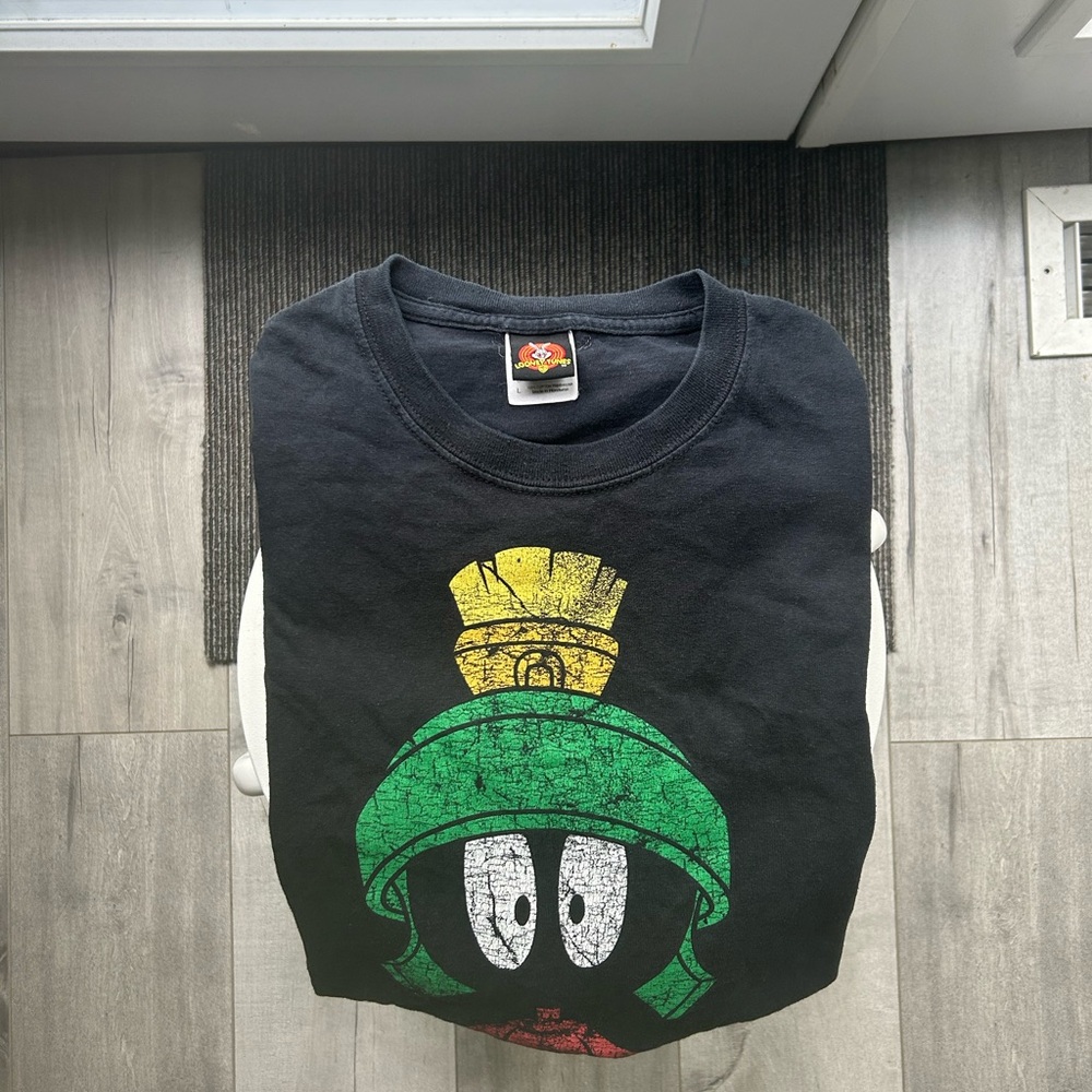 Vintage Looney Tunes Black Marvin the Martian T-shirt